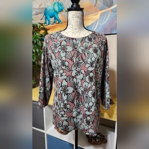 Cut Loose Medium Jacquard Textured Floral Print 3/4 Sleeve Boatneck Tee